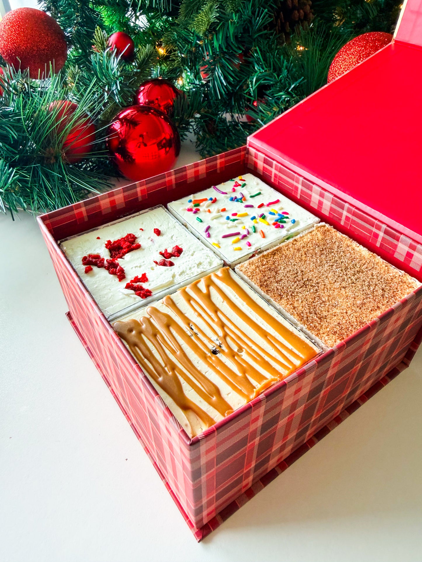 LUX LAYER REINDEER BOX